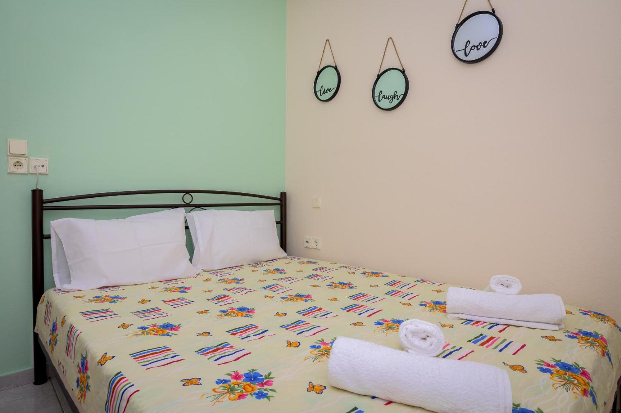 Sea View Apartment Nea Chili Bagian luar foto